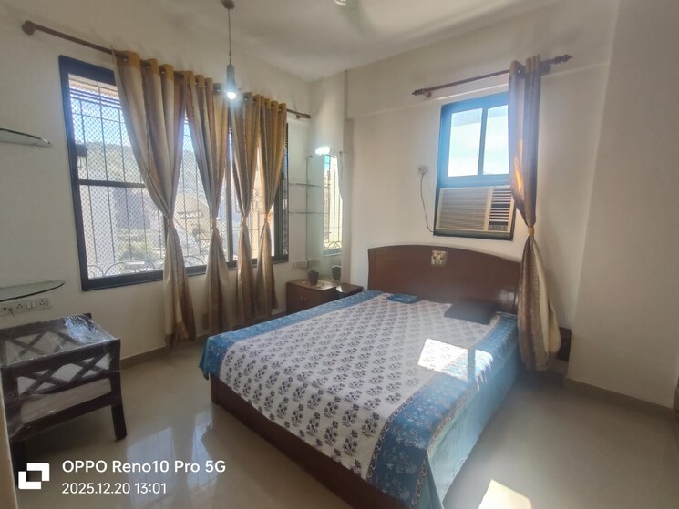 Bedroom, lake-florence 2 Bedroom 910 Sq.Ft. Apartment In Powai Mumbai 9662429
