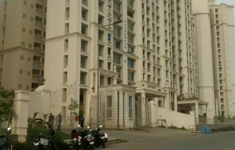 Exterior View, hiranandani-estate-rodas-enclave 2 Bedroom 727 Sq.Ft. Apartment In Ghodbunder Road Thane 9662445