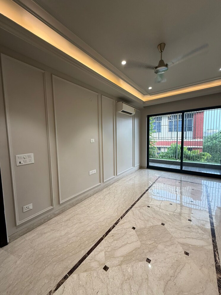 Room, ansal-sushant-apartments 4 Bedroom 300 Sq.Yd. Builder Floor In Sushant Lok I Gurgaon 9662446