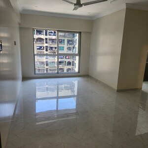 Room in 2 BHK Apartment at Andheri West – for Sale
