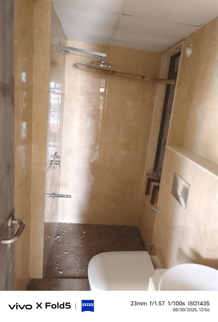 Bathroom, im-applaud-38 1 Bedroom 455 Sq.Ft. Apartment In Goregaon East Mumbai 9662459