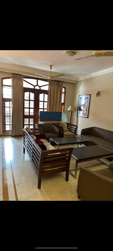 Gym in 4 BHK Builder Floor at Ansal Sushant Apartments, Sushant Lok I – for Rent