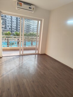 3 BHK Apartment For Sale in The Center Court