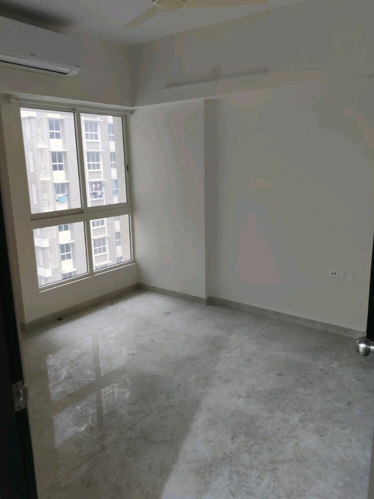 Room, lodha-amara 2 Bedroom 640 Sq.Ft. Apartment In Kolshet Road Thane 9662491