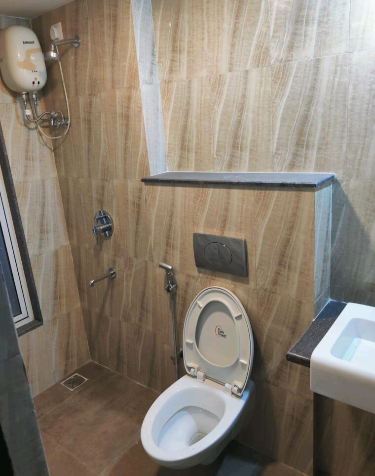 Bathroom, lodha-amara 2 Bedroom 640 Sq.Ft. Apartment In Kolshet Road Thane 9662491