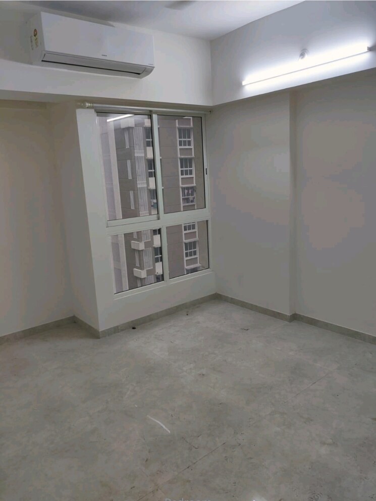 Room, lodha-amara 2 Bedroom 640 Sq.Ft. Apartment In Kolshet Road Thane 9662491