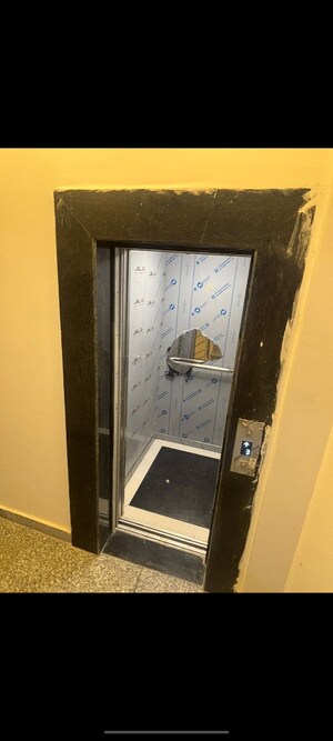 Furnished Amenities in 3 BHK Builder Floor at RWA Residential Society Sector 46, Sector 46 – for Rent