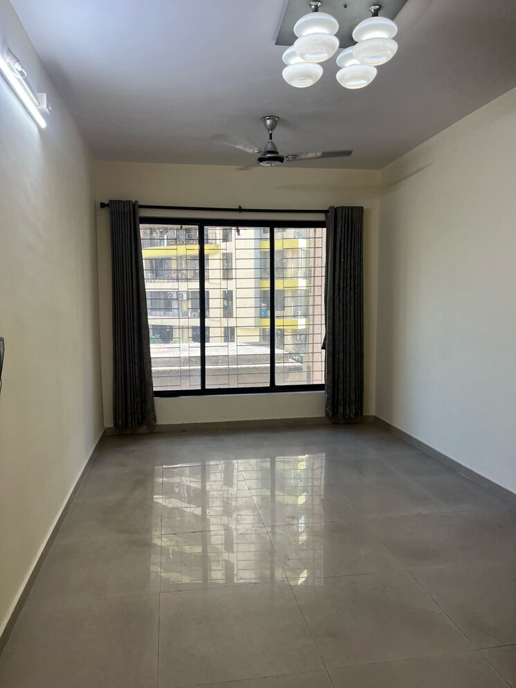 Room, neelsidhi-neelkanth-valley 3 Bedroom 1000 Sq.Ft. Apartment In Dhokali Thane 9662534