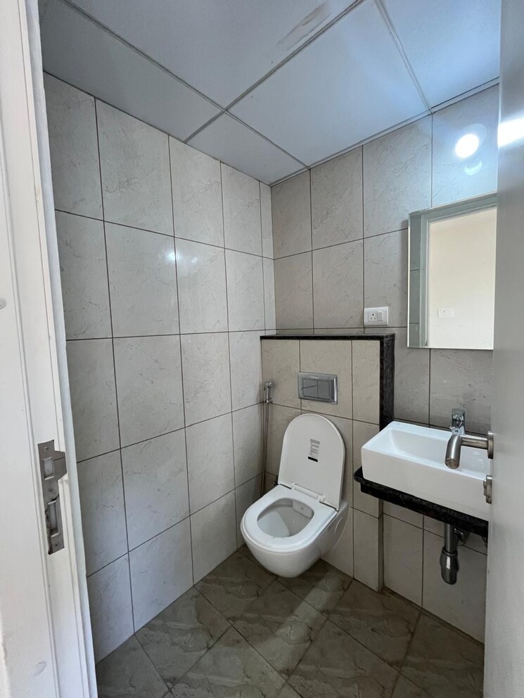 Bathroom, godrej-green-vistas 3 Bedroom 815 Sq.Ft. Apartment In Mahalunge Pune 9662521