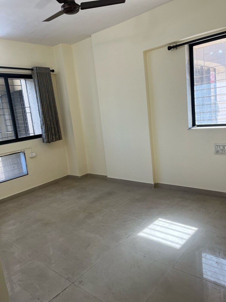 Room, neelsidhi-neelkanth-valley 3 Bedroom 1000 Sq.Ft. Apartment In Dhokali Thane 9662534
