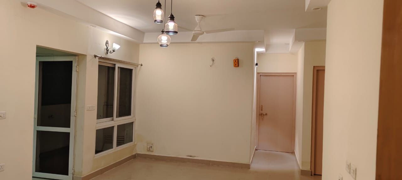 2.5 BHK + Pooja Room Apartment For Rent in UPAVP Ganga Yamuna And Hindon Enclave