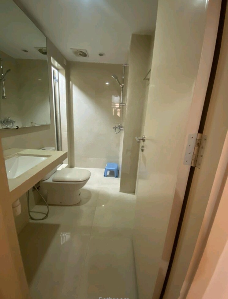 Bathroom, hiranandani-estate-rodas-enclave 1 Bedroom 650 Sq.Ft. Apartment In Ghodbunder Road Thane 9662607