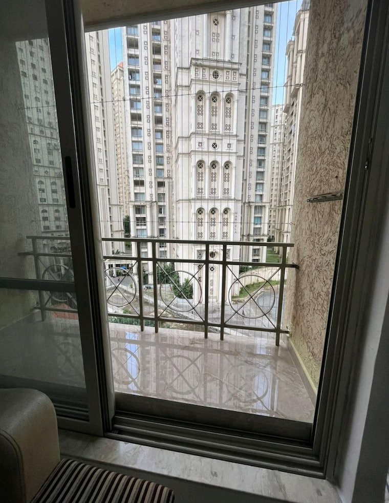 undefined, hiranandani-estate-rodas-enclave 1 Bedroom 650 Sq.Ft. Apartment In Ghodbunder Road Thane 9662607