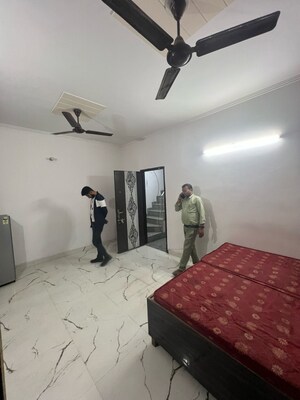 Bedroom in 1 RK Builder Floor at DLF City Phase IV, Dlf Phase iv – for Rent