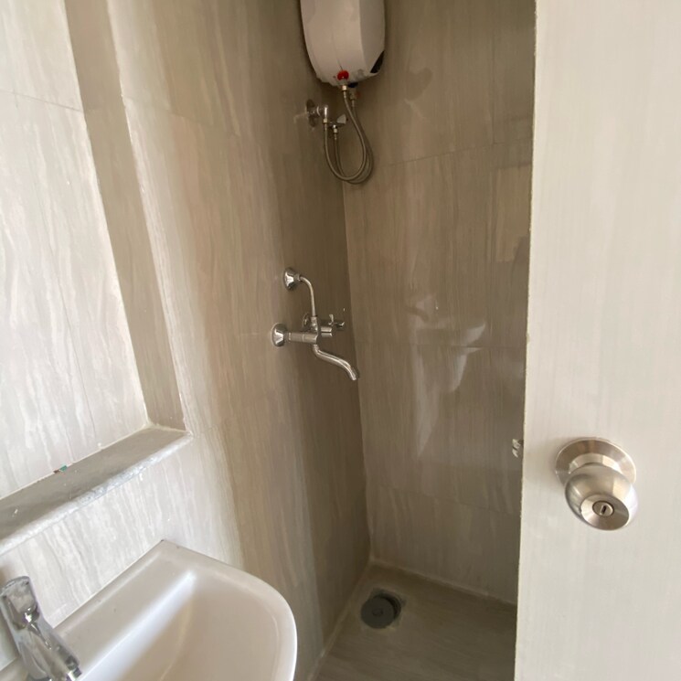 Bathroom, runwal-gardens-phase-3 1 Bedroom 467 Sq.Ft. Apartment In Kalyan Shilphata Road Thane 9662602
