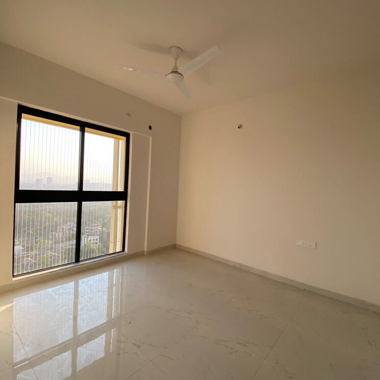 Room, runwal-gardens-phase-3 1 Bedroom 467 Sq.Ft. Apartment In Kalyan Shilphata Road Thane 9662618
