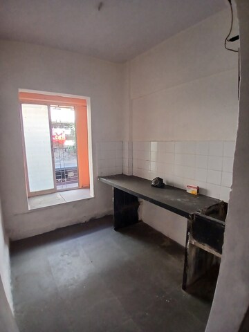 Furnished Amenities in 1 RK Apartment at Goregaon East – for Rent