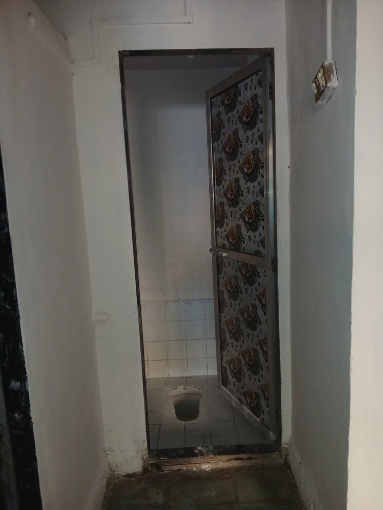 undefined, goregaon east 1 RK 225 Sq.Ft. Apartment In Goregaon East Mumbai 9662688