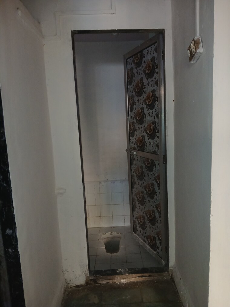 undefined, goregaon east 1 RK 225 Sq.Ft. Apartment In Goregaon East Mumbai 9662688