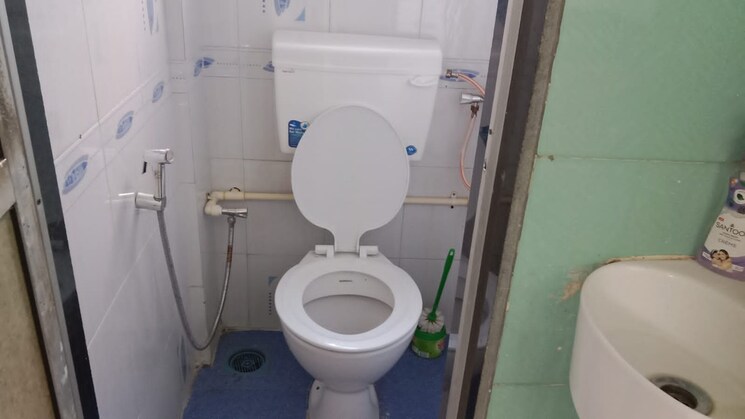 Bathroom, geetanjali-chs-andheri-west 1 Bedroom 450 Sq.Ft. Apartment In Andheri West Mumbai 9662641