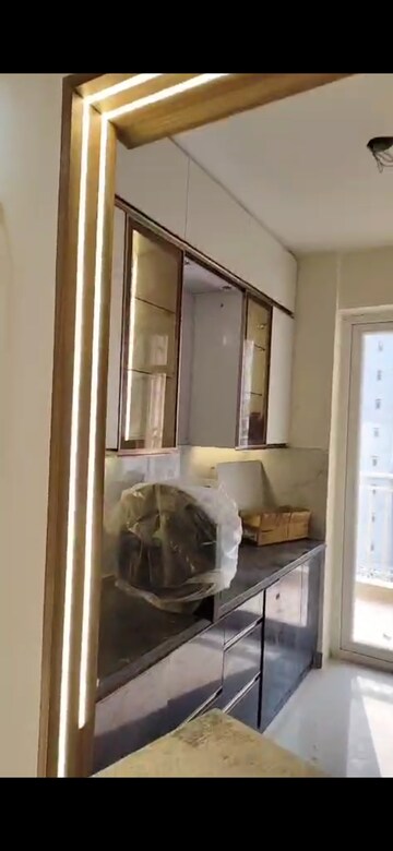 Bathroom in 2.5 BHK Apartment at BSB Vaibhav Heritage Height, Sector 16 Greater Noida – for Rent