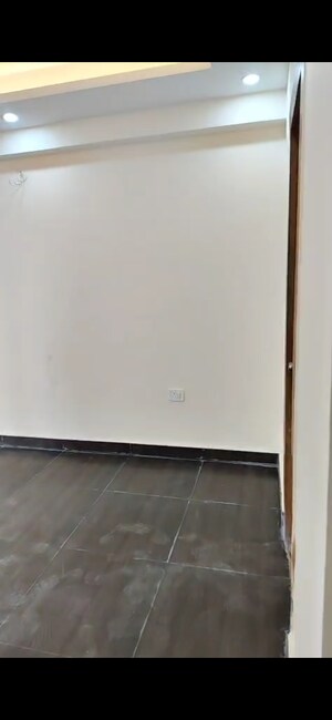 2.5 BHK Apartment For Rent in BSB Vaibhav Heritage Height, Sector 16 Greater Noida