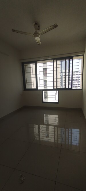 Room in 3 BHK Apartment at Nanded City Asawari, Nanded – for Rent