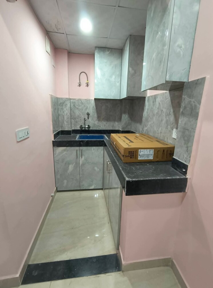 Kitchen, saket 1 Bedroom 500 Sq.Ft. Builder Floor In Saket Delhi 9662691
