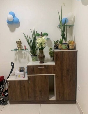 Furnished Amenities in 2 BHK Apartment at B.M. Shoma Paradise, Brookefield – for Sale