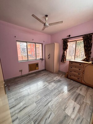 Room in 3 BHK Apartment at Mangalam Park, Behala – for Rent