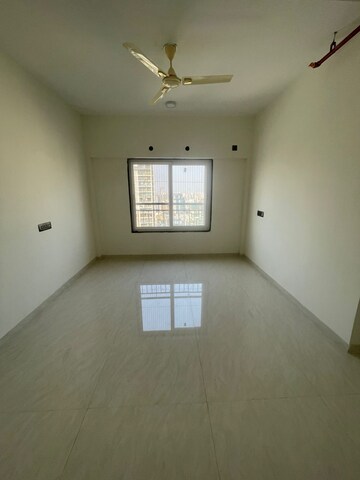 Room in 2 BHK Apartment at Bangur Nagar – for Rent