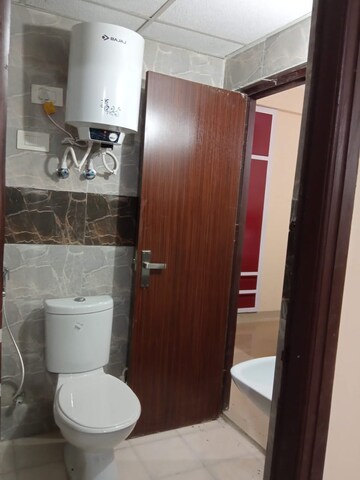 Bathroom in 4 BHK Villa at Delta I Greater Noida – for Rent