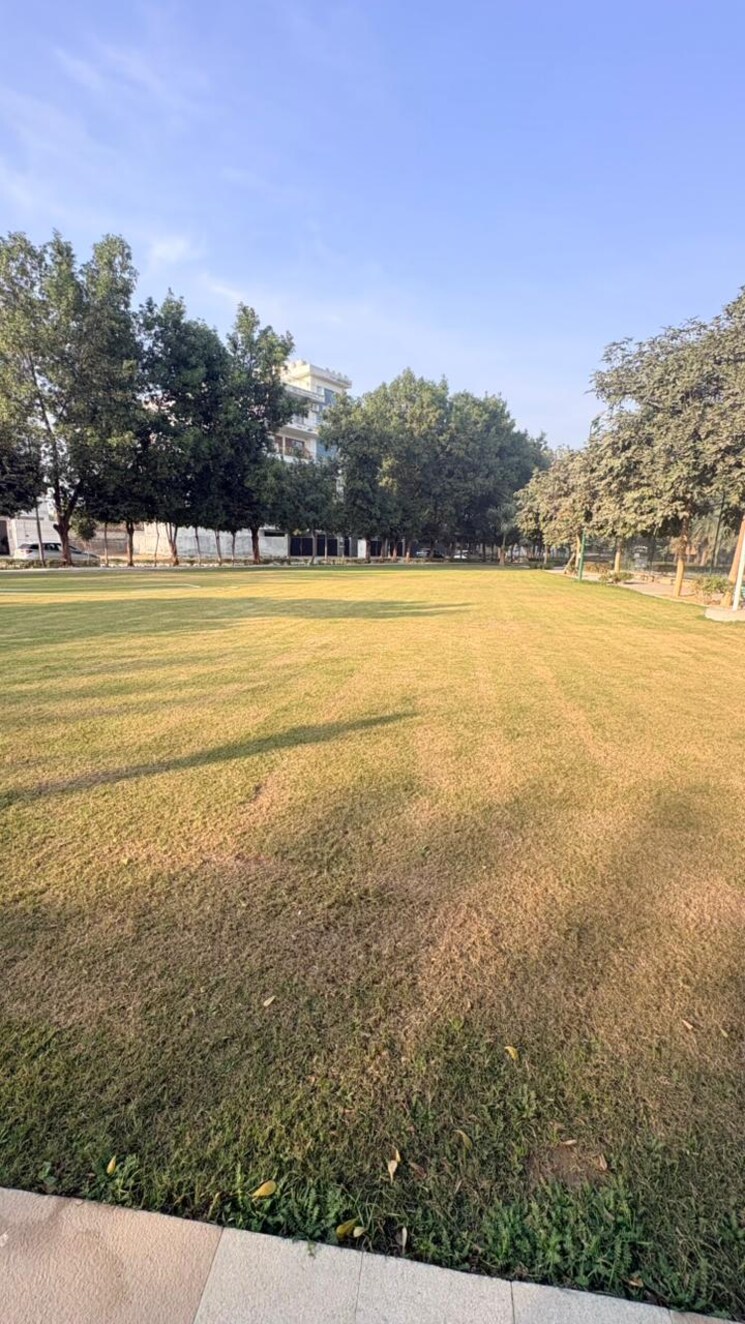 undefined, puri-aman-vilas 4 Bedroom 267 Sq.Yd. Builder Floor In Sector 89 Faridabad 9662757