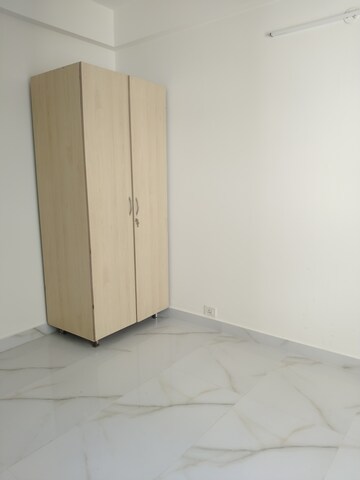 Room in 3 BHK Apartment at Prestige Monte Carlo, Yelahanka – for Rent