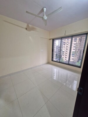 Room in 1 BHK Apartment at Shivraj Heights Apartments, Kandivali West – for Sale