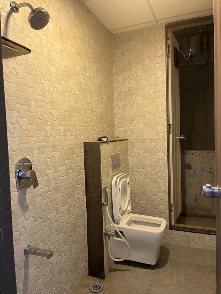 Bathroom, arihant-aalishan 2 Bedroom 1200 Sq.Ft. Apartment In Kharghar Navi Mumbai 9662771