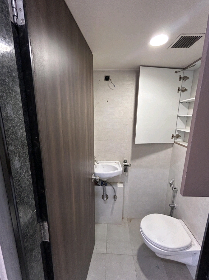 1 BHK + Pooja Room Apartment For Sale in Lodha Crown Quality Homes