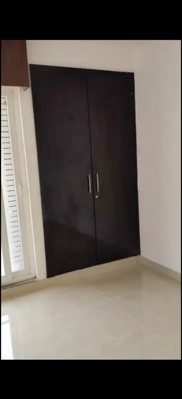 3.5 BHK Apartment For Rent in LDA Parijaat Apartments, Faizabad Road