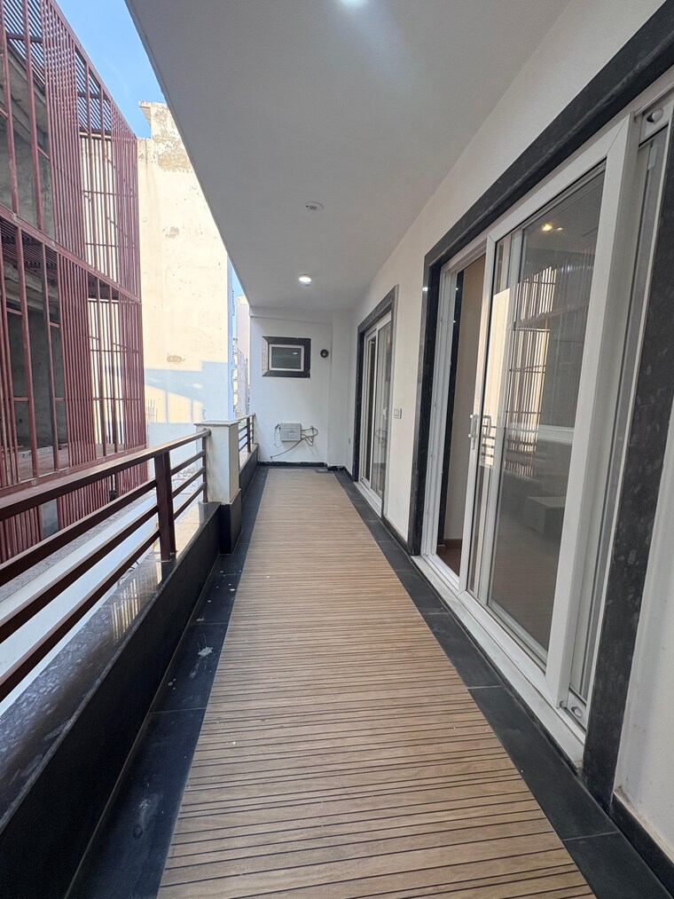 Balcony, puri-aman-vilas 4 Bedroom 267 Sq.Yd. Builder Floor In Sector 89 Faridabad 9662780