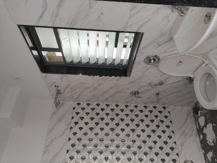 Bathroom, uk-iridium 2 Bedroom 608 Sq.Ft. Apartment In Kandivali East Mumbai 9662768