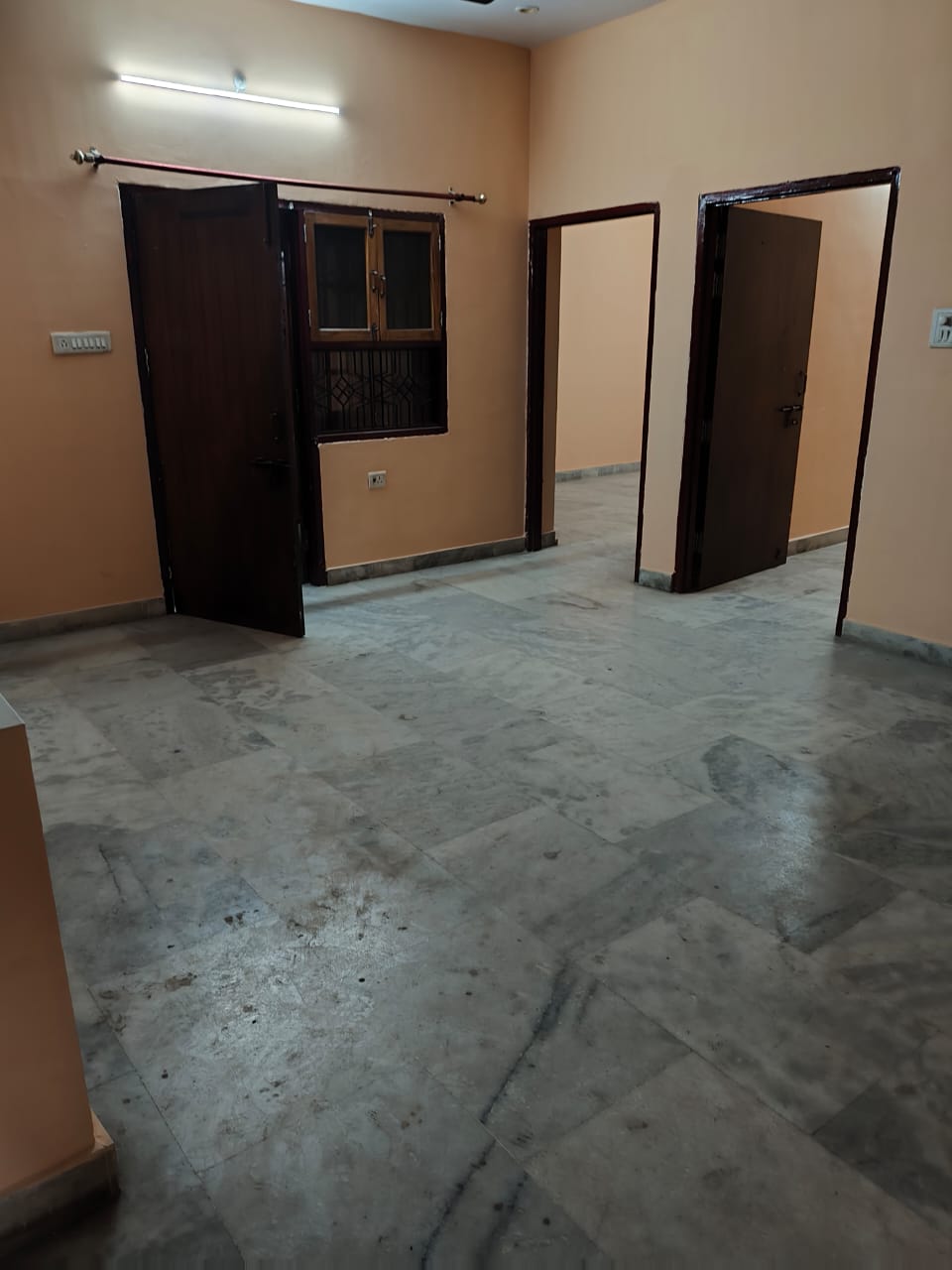 2 BHK + Extra Room Independent House For Rent in Indipendent House 
