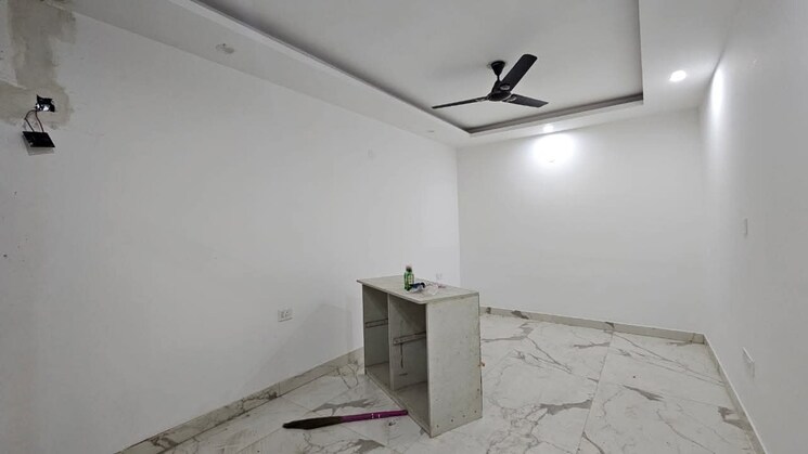 Room, saket 2 Bedroom 1000 Sq.Ft. Builder Floor In Saket Delhi 9662810
