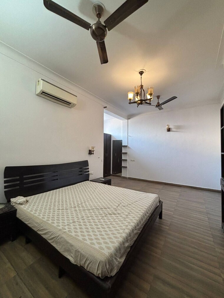Bedroom, chattarpur 3 Bedroom 1500 Sq.Ft. Apartment In Chattarpur Delhi 9662837