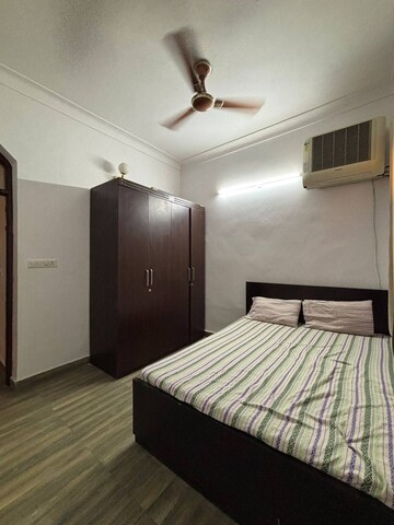 Bedroom in 3 BHK Apartment at Chattarpur – for Rent