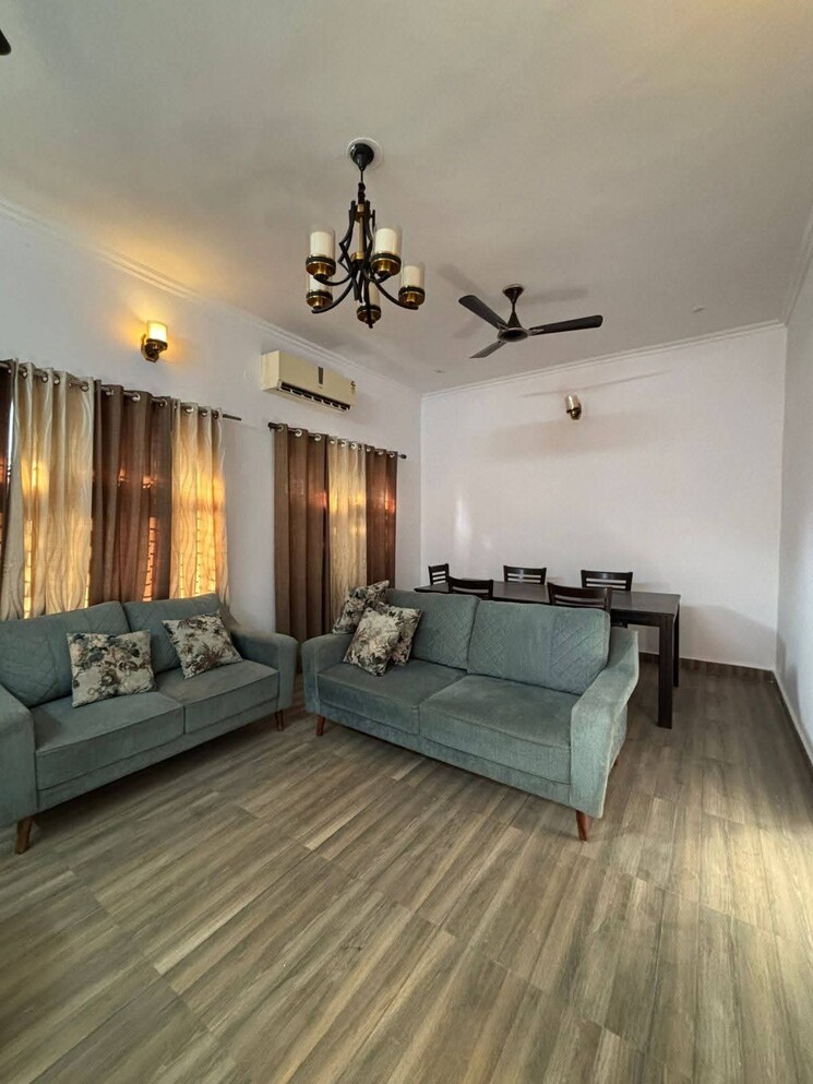 Living Room, chattarpur 3 Bedroom 1500 Sq.Ft. Apartment In Chattarpur Delhi 9662837