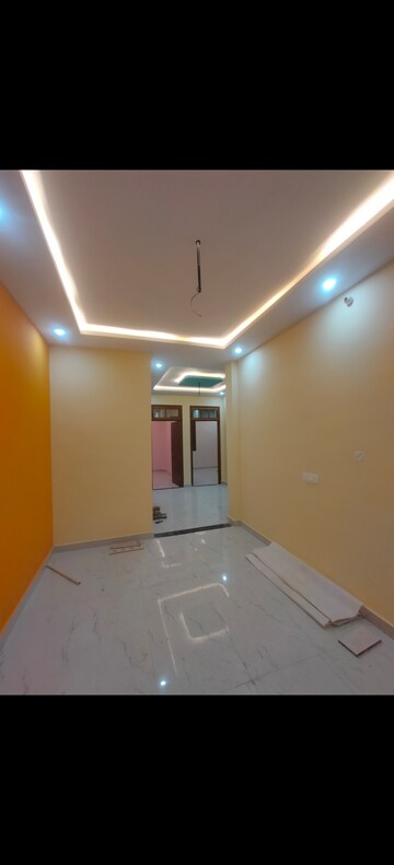 Room in 2 BHK Villa at Chinhat – for Sale