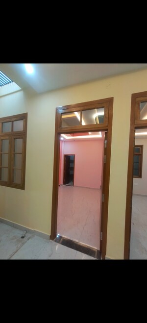 Room in 2 BHK Villa at Chinhat – for Sale