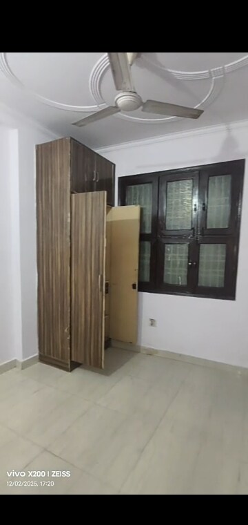 1 BHK Builder Floor For Sale in Mahavir Enclave
