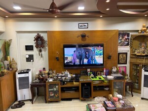 Living Room in 4 BHK Apartment at Lok Upvan Apartment Phase 2, Vasant Vihar – for Rent