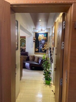 4 BHK Apartment For Rent in Lok Upvan Apartment Phase 2, Vasant Vihar